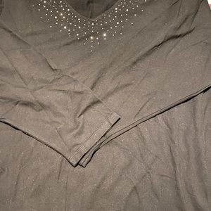 Liz&Me Essentials 2X Black Knit Long Sleeve Top w/ Bling around the V-neck 😁